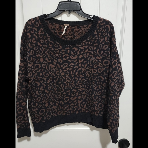 Free People leopard cheetah brown black sweater oversized small medium large - Picture 1 of 4
